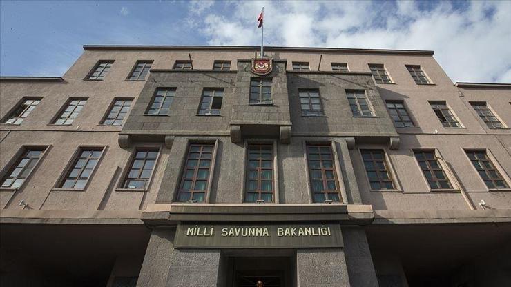 SON DAKİKA... Milli Savunma Bakanlığından açıklama: Bayrağa saldırı organize provokasyon