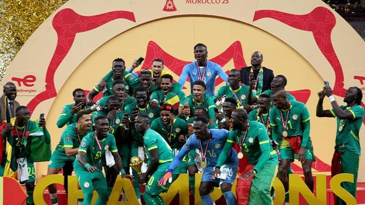 Afrika Kupası'nı kazanan Senegalli futbolculara 1,5 dönüm arsa Afrika Kupası'nı kazanan Senegalli futbolculara 1,5 dönüm arsa
