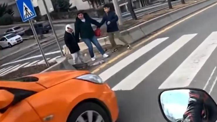 Bakan Yerlikaya duyurdu: Anne ve çocuklarına yol vermeyen 2 taksi şoförü yakalandı
