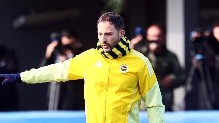 Fenerbahçe Teknik Direktörü Tedesco, Bükreş deplasmanında zorunlu rotasyona gidiyor Fenerbahçe Teknik Direktörü Tedesco, Bükreş deplasmanında zorunlu rotasyona gidiyor