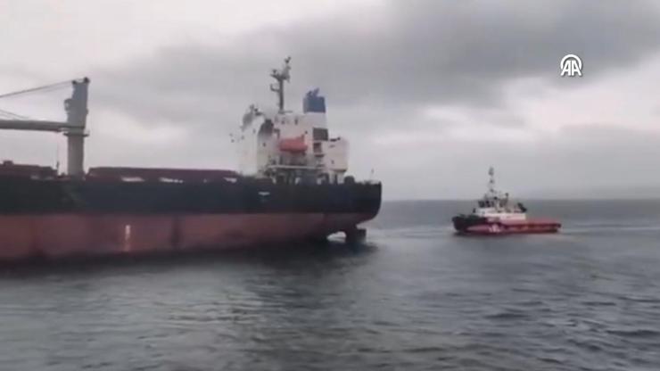 İstanbul Boğazı'nda arızalanan gemi kurtarıldı