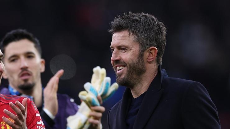 Michael Carrick, Manchester United'a ilaç oldu