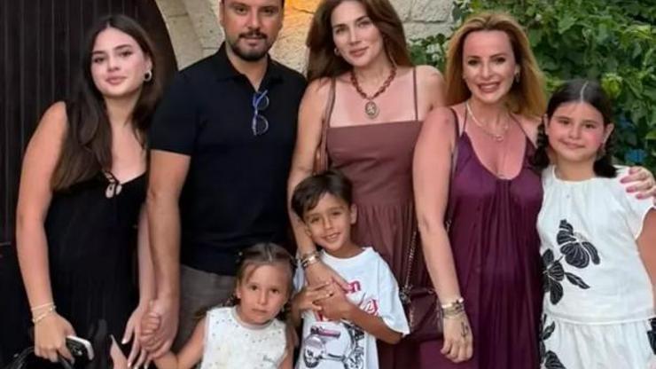 Buzlar eridi, tatil pozu geldi Buse Varol ile eltisi Merve Tektaş barışlarını ilan etti