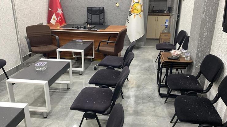 AK Parti Marmara ilçe binasına taşlı saldırıyla ilgili 1 kişiye gözaltı