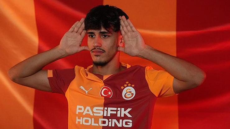  Galatasaray aşkıyla büyüdüm