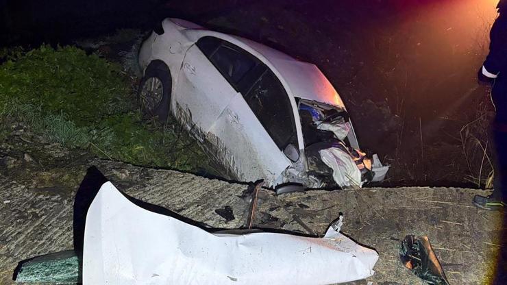 Edirne'de otomobil, şarampole devrildi: 2 ölü