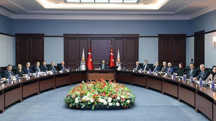  AK Parti MYK toplantısı sona erdi