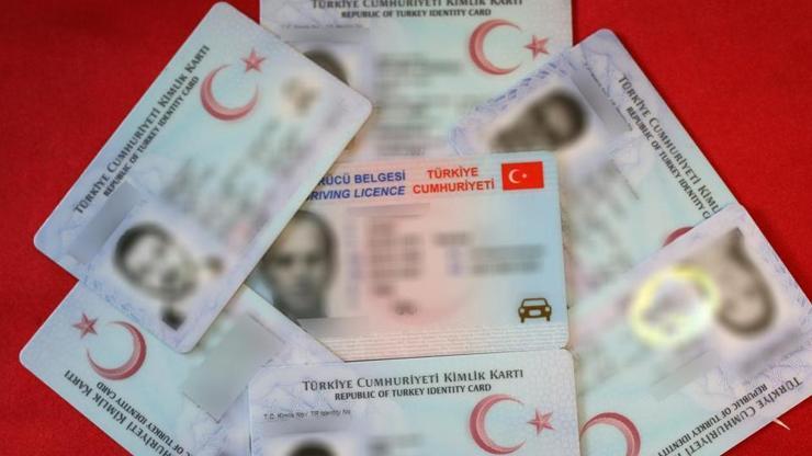 Adana’da 10 milyonluk sahte kimlik vurgunu! 12 kişi tutuklandı