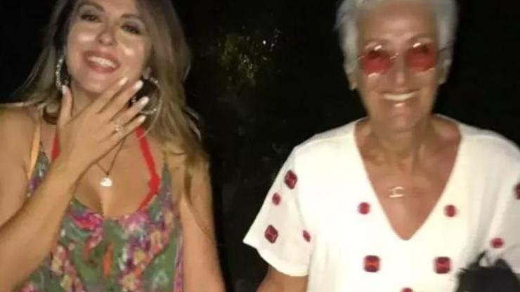 Aslı Hünelden Duygusal Paylaşım: Anne ve Baba Gittiğinde Gerçek Gülüşler Gider