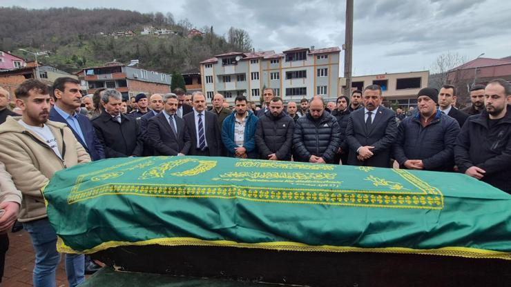 Zonguldakta acı veda... Maden işçileri son yolculuğuna uğurlandı Kahreden detay: Kızı için madene inmiş