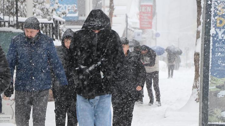 METEOROLOJİ UYARDI: Kar ve kuvvetli rüzgar kapıda Hangi bölgelerde etkili olacak