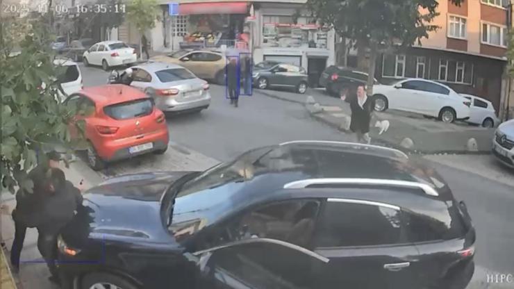 Kağıthane’de eşi benzeri görülmemiş kaza Sürücüsüz araç sahibini duvara sıkıştırdı
