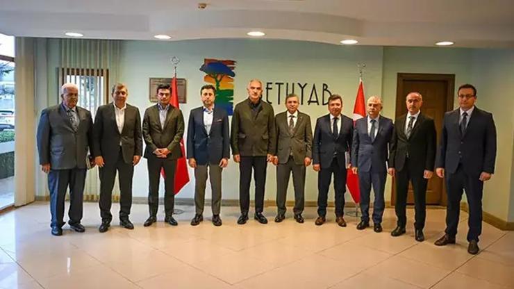 Bakan Ersoy BETUYAB'ta önemli değerlendirmelerde bulundu Bakan Ersoy BETUYAB'ta önemli değerlendirmelerde bulundu