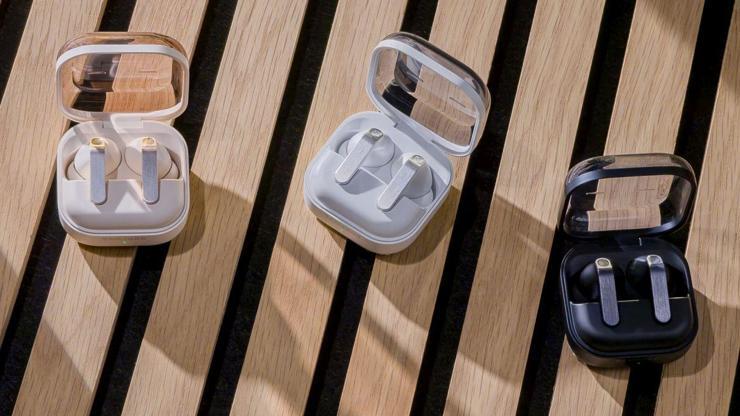 Premium kulaklıklarını yeniden tanımladı