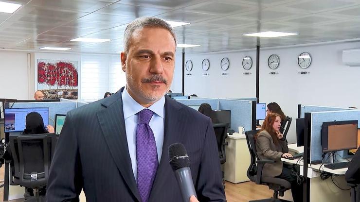 Bakan Fidan, Konsolosluk Çağrı Merkezi'nde incelemelerde bulundu Bakan Fidan, Konsolosluk Çağrı Merkezi'nde incelemelerde bulundu