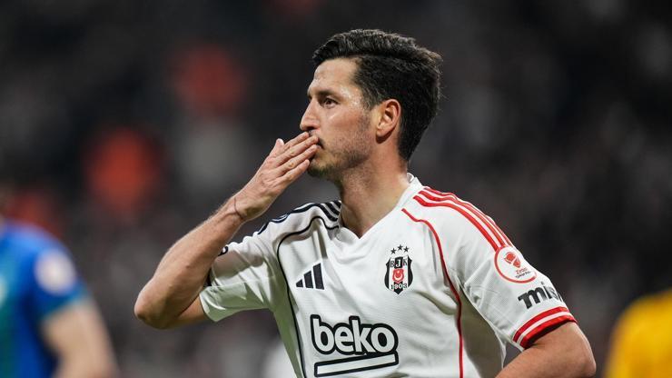 Beşiktaş 2 ayrılık birden açıkladı Beşiktaş 2 ayrılık birden açıkladı