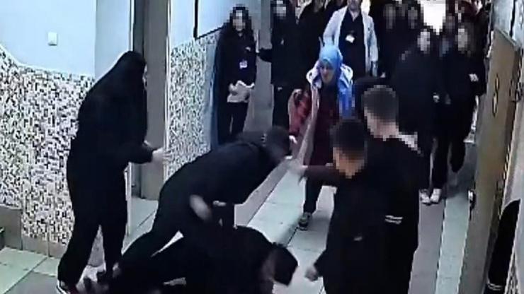 Milli halterciden okulda şiddet Ortaokul öğrencilerini tekme tokat darbetti
