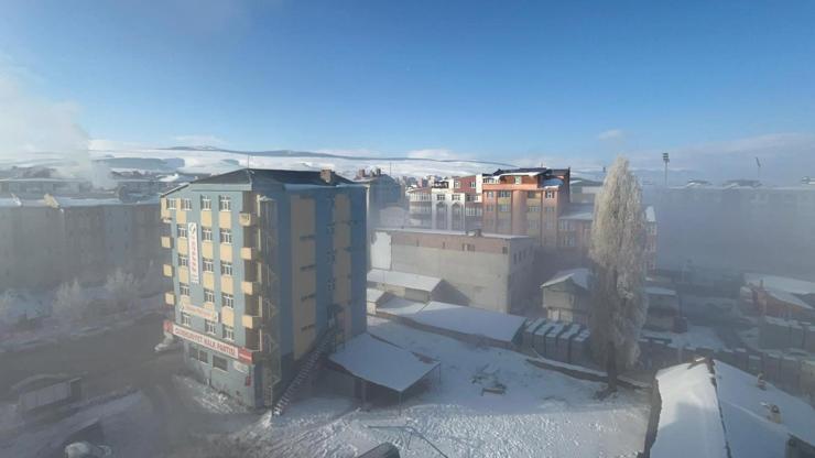 Mart ayında Ardahan buz kesti; Göle eksi 25 derece