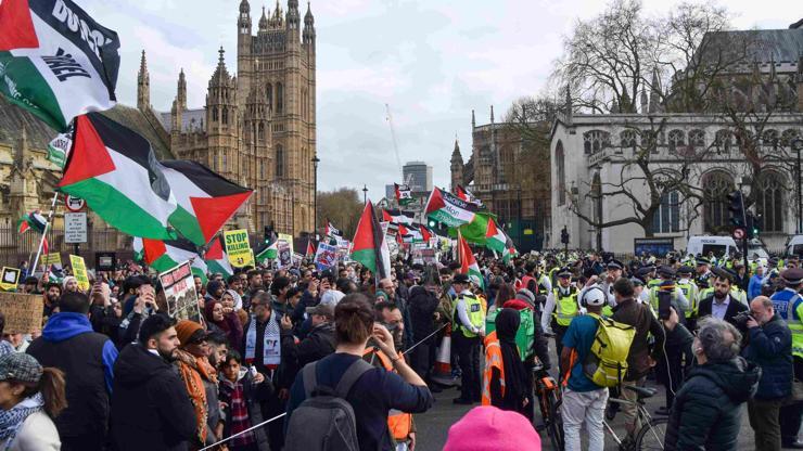 İngiltere'den Londra'da planlanan Kudüs Günü yürüyüşüne yasak