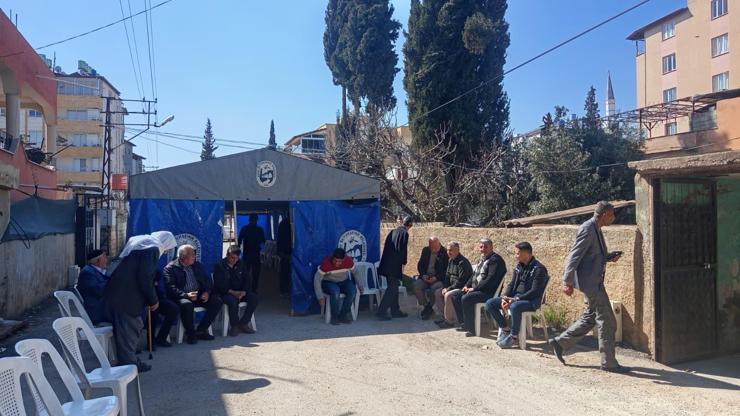 İran'daki İsrail saldırısında Türk TIR şoförü Hüseyin Fırat hayatını kaybetti