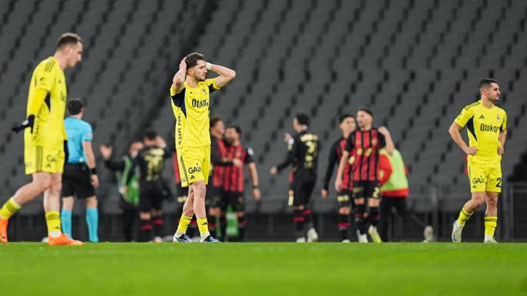 Fatih Karagümrük 2-0 Fenerbahçe Maç Özeti | Kanarya'ya büyük şok