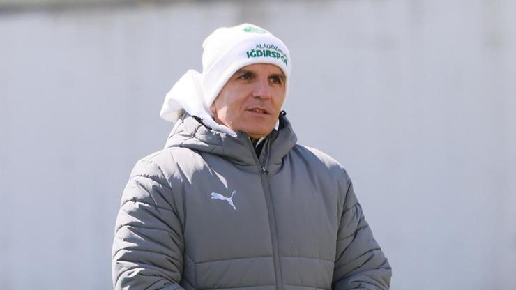 Iğdır FK Teknik Direktörü Kenan Koçak, mağlubiyetin ardından istifa etti