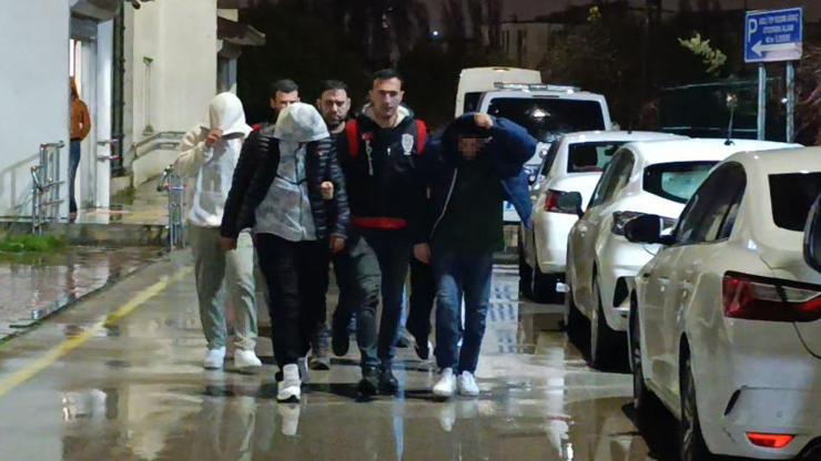  “Sigara yok” dediler, bıçaklı saldırıya uğradılar!