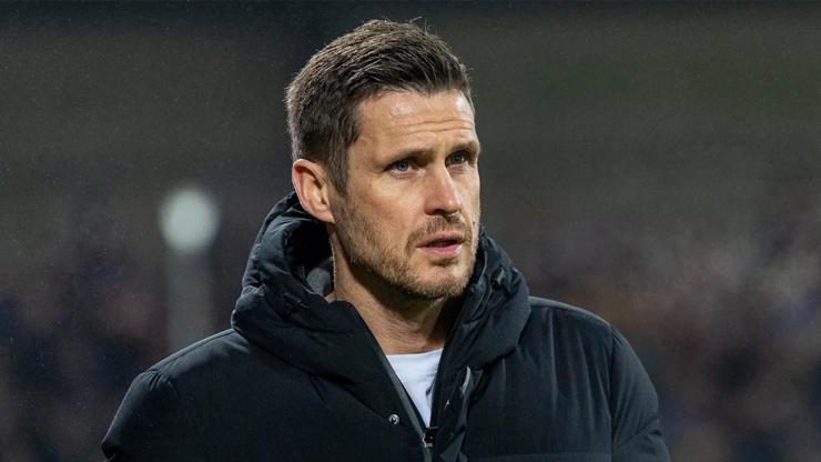 Borussia Dortmund'un teknik ekibinde köklü değişiklik Borussia Dortmund'un teknik ekibinde köklü değişiklik