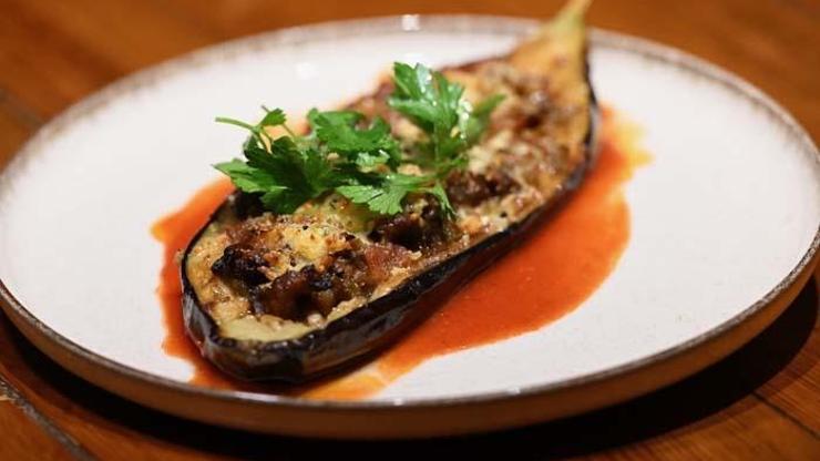 Patlıcanın İçinde Saklı Lezzet: Mengen Peyniri ile Taçlanan Abant Kebabı, Bolu’nun Yöresel Mutfağını Dünya Gastronomisine Tanıtıyor