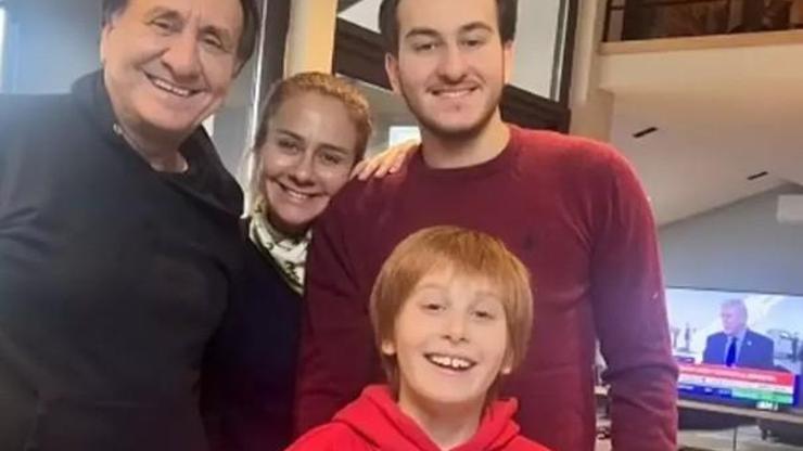 Özgür Ozan’ın oğlu 20 yaşına bastı Ailece kutladılar