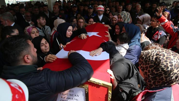 Şehit Piyade Uzman Çavuş Yusuf Açay son yolculuğuna uğurlandı Şehit Piyade Uzman Çavuş Yusuf Açay son yolculuğuna uğurlandı