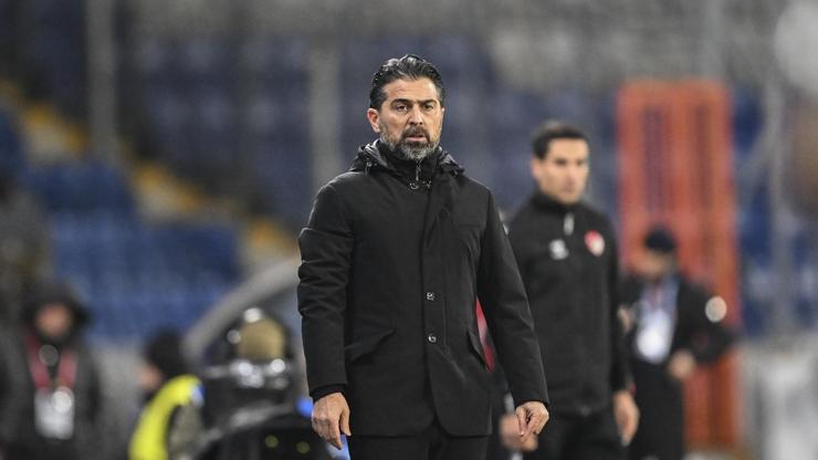 Konyaspor, yeniden anlaştığı İlhan Palut'la çıkışa geçti Konyaspor, yeniden anlaştığı İlhan Palut'la çıkışa geçti