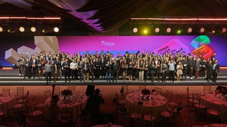 16. MIXX Awards Türkiye’de Ödülleri Sahiplerini Buldu: “Doğal Zeka” ve Yaratıcılık Ödüllendirildi