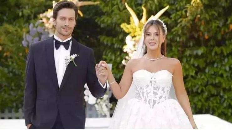 Feyyaz Şerifoğlu ile Merve Dinçkol bebeklerinin cinsiyetini açıkladı: “Bir kızımız olacak”