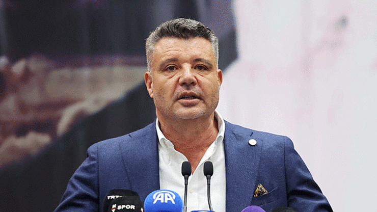 Fenerbahçe Başkanı Sadettin Saran'ın Sağlık Durumu Nasıl? Trafik Kazası Geçirdi! Fenerbahçe Başkanı Sadettin Saran'ın Sağlık Durumu Nasıl? Trafik Kazası Geçirdi!