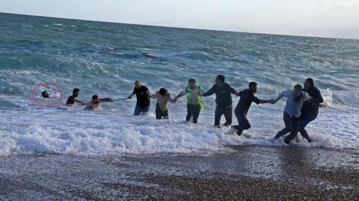  Sahilde saniyelerle yarışı kaybetti