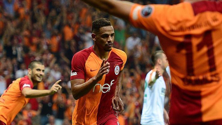Galatasaray'ın eski yıldızı Fernando, kramponlarını astı
