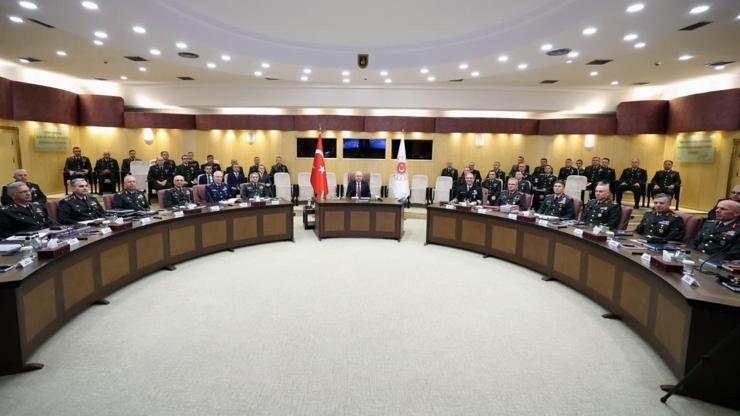 Bakan Güler, Değerlendirme Toplantısı'na katıldı Bakan Güler, Değerlendirme Toplantısı'na katıldı