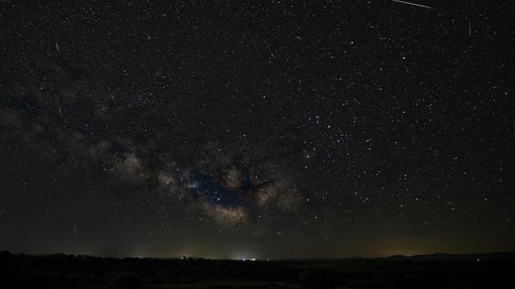 LYRİD METEOR YAĞMURU NE ZAMAN, SAAT KAÇTA Lyrid meteor yağmuru için geri sayım