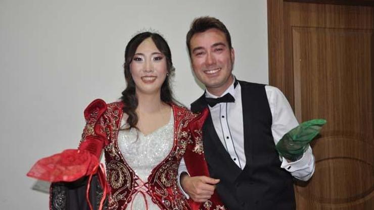 Güney Koreli turist Mersine gelin geldi