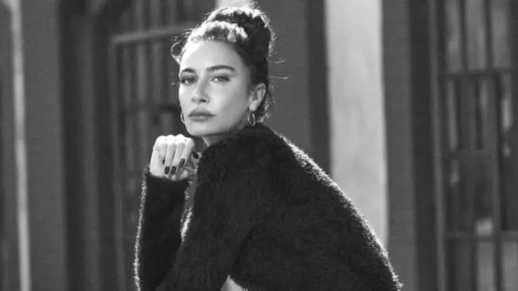 Sıla, Radyo D'de 'Kafa Yüksek Kalp Kırık'ı anlattı!