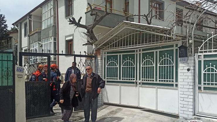Konyada 3.2 büyüklüğündeki depremin ardından 2 bina tahliye edildi