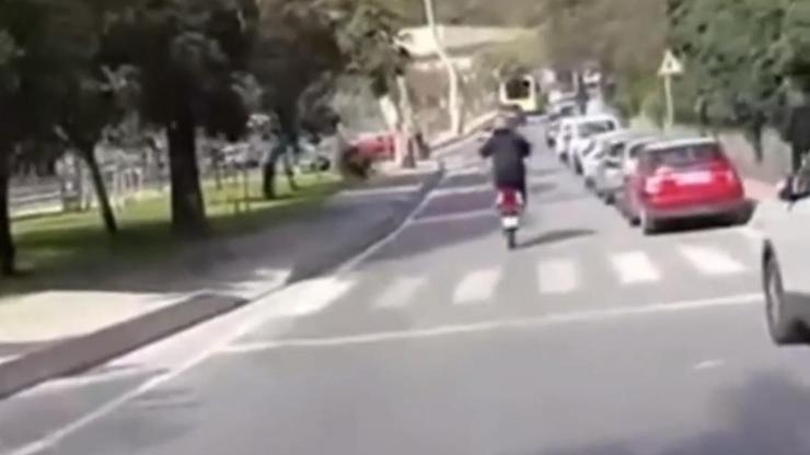 Beykoz’da trafikte tehlikeli hareketler yaptığı belirlenen motosikletliye 47 bin lira para cezası Beykoz’da trafikte tehlikeli hareketler yaptığı belirlenen motosikletliye 47 bin lira para cezası