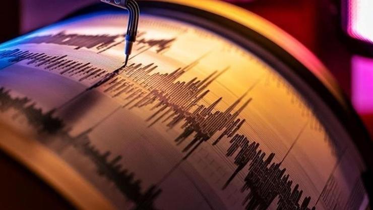 Bursa'da 3.5 büyüklüğünde korkutan deprem Bursa'da 3.5 büyüklüğünde korkutan deprem