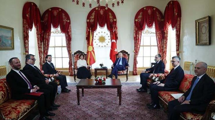 Cumhurbaşkanı Erdoğan'dan Dolmabahçe'de diplomatik temaslar Cumhurbaşkanı Erdoğan'dan Dolmabahçe'de diplomatik temaslar