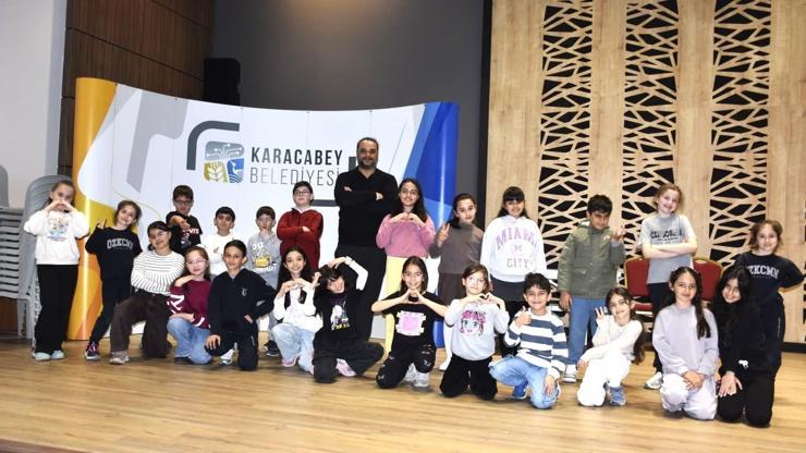 Karacabey Belediyesi Çocuk Tiyatro Ekibi sahne çalışmalarına başladı Karacabey Belediyesi Çocuk Tiyatro Ekibi sahne çalışmalarına başladı