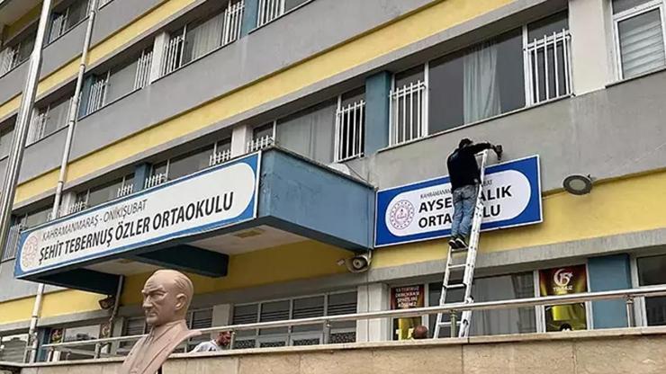  Ayser Çalık Ortaokulu'nun tabelası, yeni binaya asıldı