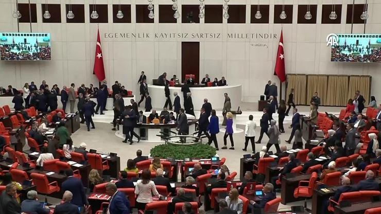 MECLİSTE YOĞUN GÜNDEM | Okul saldırılarını araştırma komisyonu, doğum izni, 15 yaş altına sanal medya yasağı...