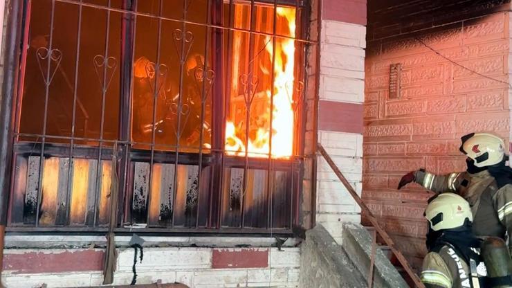 Avcılar’da korku dolu gece Alevler binayı sardı, 20 kişi kurtarıldı