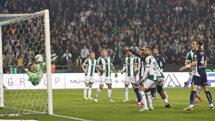 Fenerbahçe, Konya'da yarı final bileti arıyor